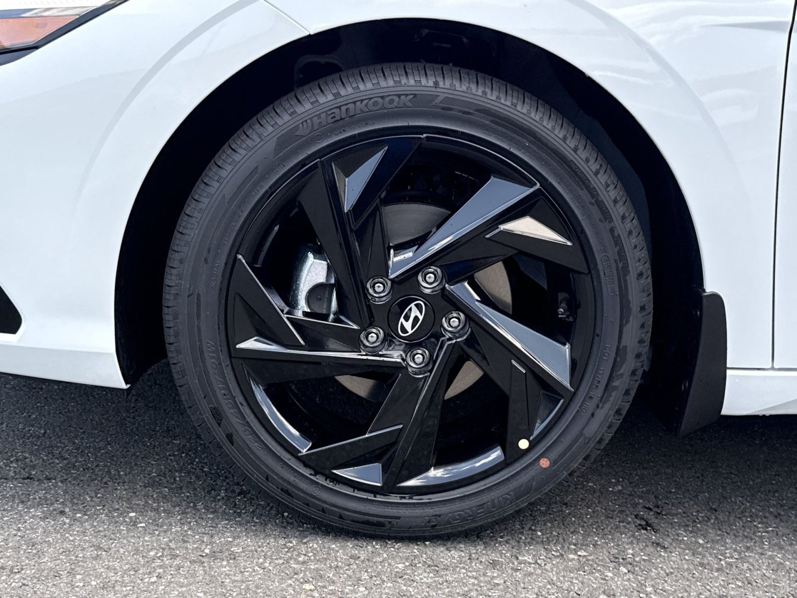 New 2026 Hyundai Elantra SEL Sport Premium FWD image 12