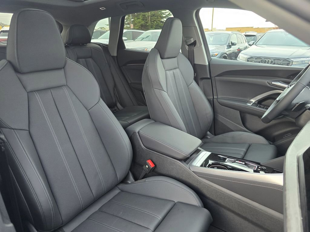Used 2025 Audi Q5 Premium Plus AWD/4WD image 12