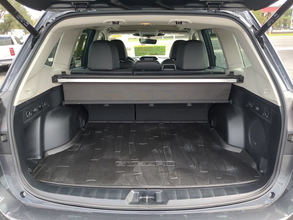 Certified 2023 Subaru Forester Limited AWD/4WD image 9