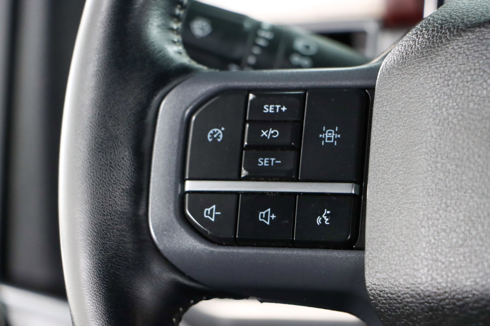 Used 2023 Ford F150 Lariat image 14