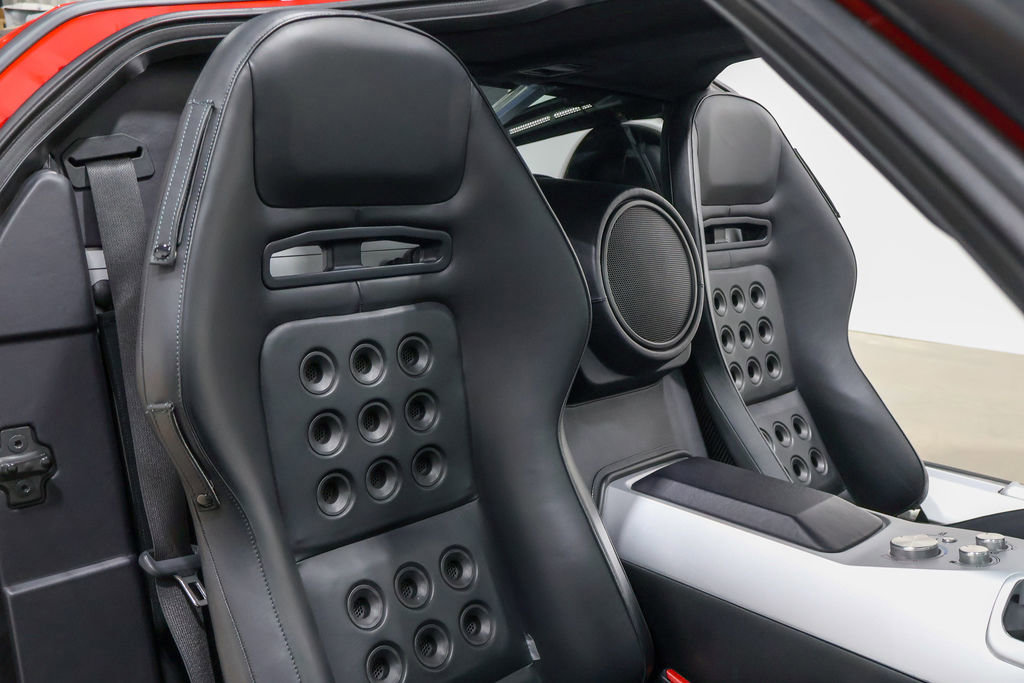 Used 2005 Ford GT image 41