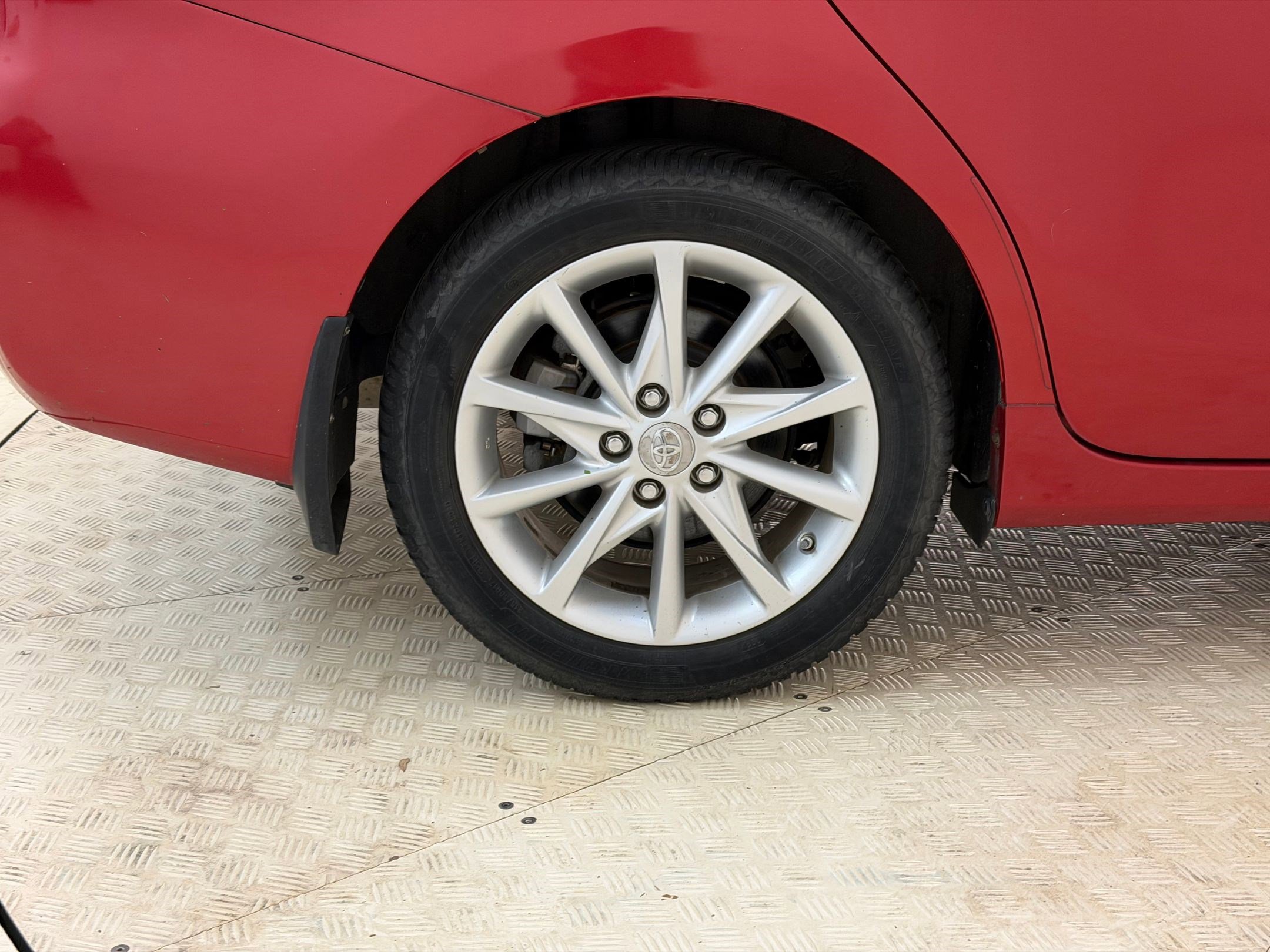 Used 2012 Toyota Prius V Five image 12