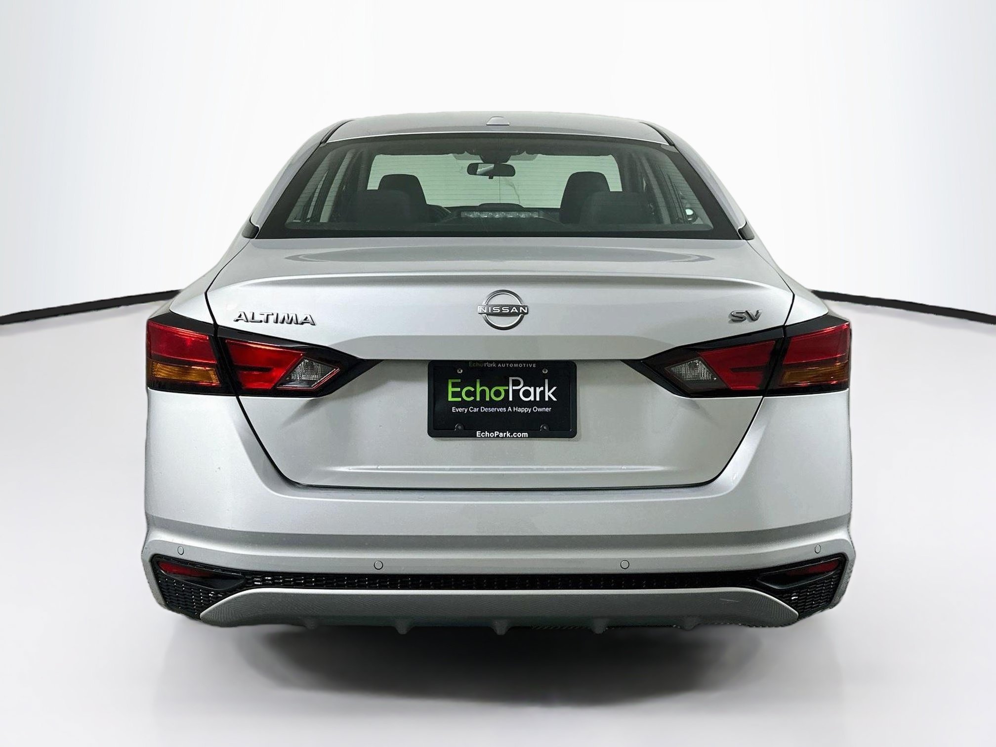 Used 2024 Nissan Altima 2.5 SV FWD image 7