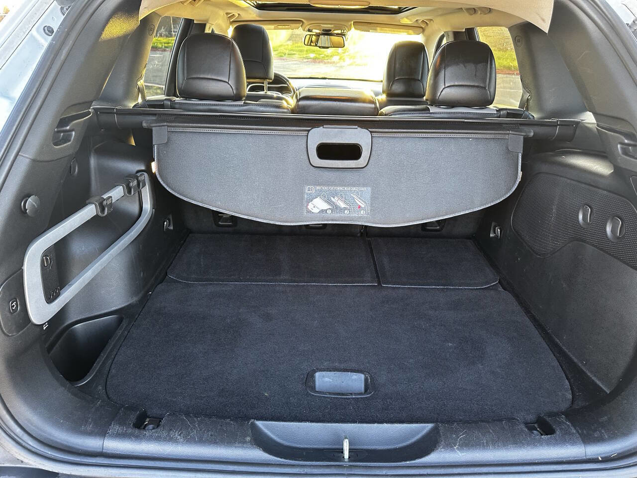 Used 2014 Jeep Cherokee Limited w/ Technology Group image 18