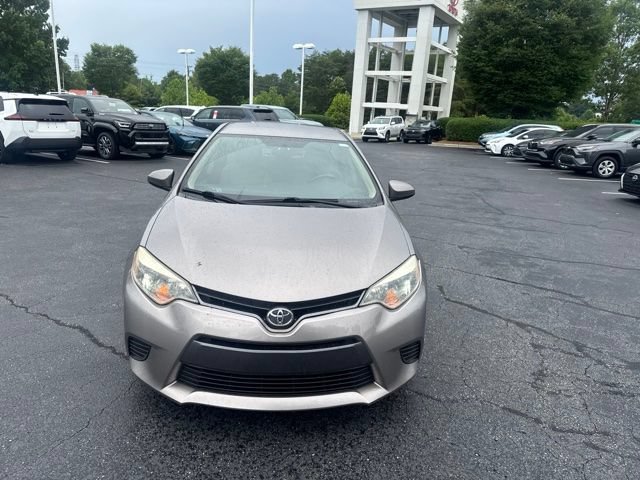 Used 2015 Toyota Corolla LE FWD image 9