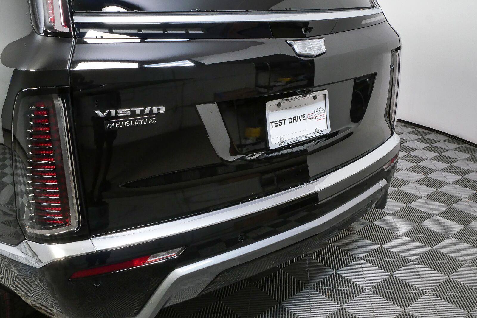 New 2027 Cadillac Vistiq Luxury AWD/4WD image 32