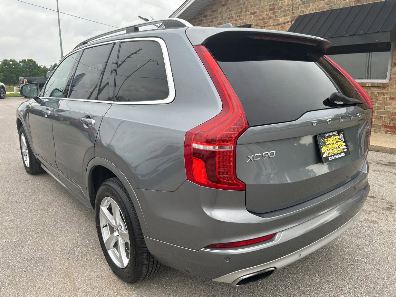 Used 2016 Volvo XC90 T5 Momentum FWD image 9