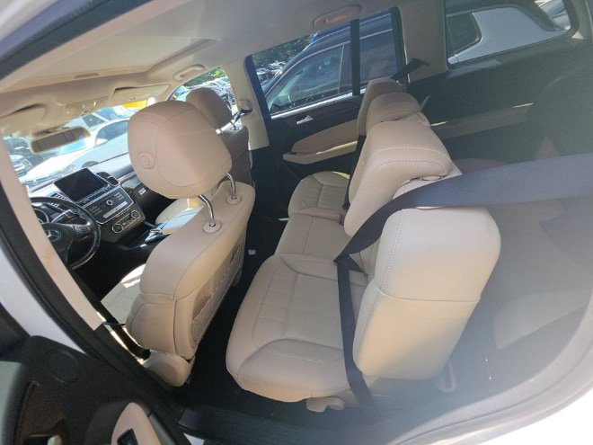 Used 2018 Mercedes-Benz GLS 450 4MATIC w/ Premium Package image 12