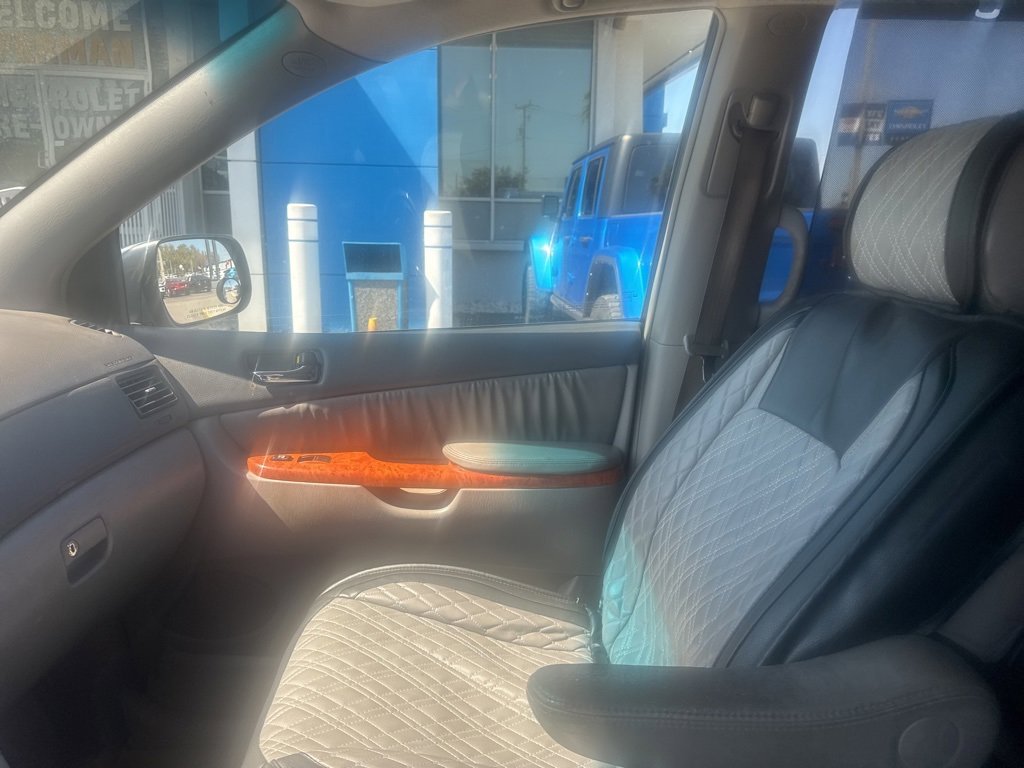 Used 2008 Toyota Sienna XLE image 15