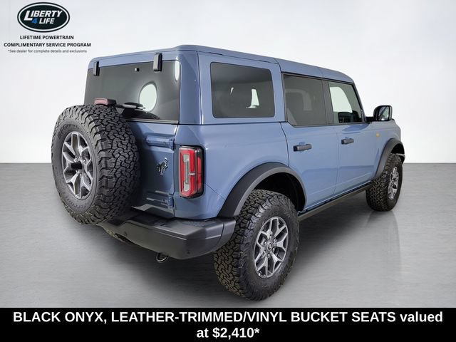 Used 2025 Ford Bronco Badlands AWD/4WD image 3