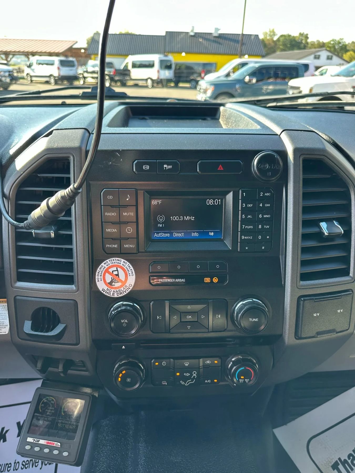 Used 2017 Ford F550 2WD Crew Cab Super Duty image 9