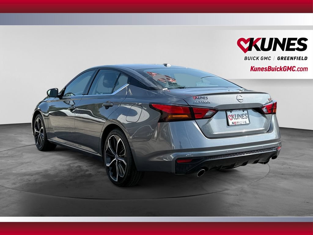 Used 2024 Nissan Altima 2.5 SR FWD image 8