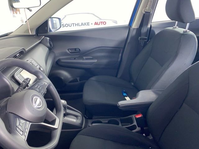 Certified 2025 Nissan Kicks Play S FWD image 13