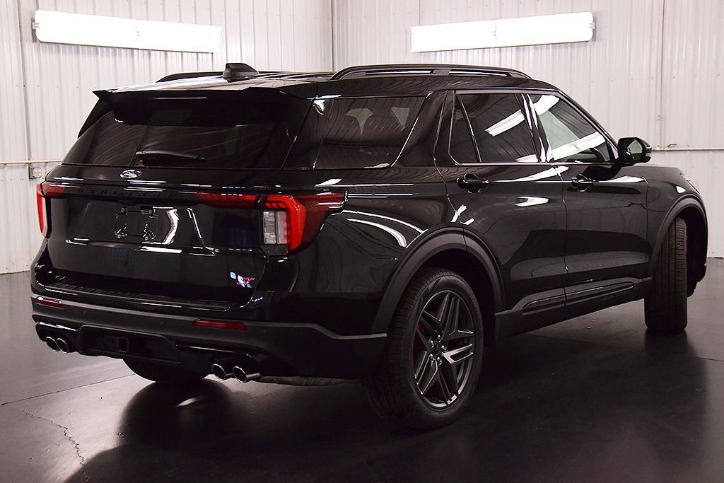 New 2026 Ford Explorer ST AWD/4WD image 7