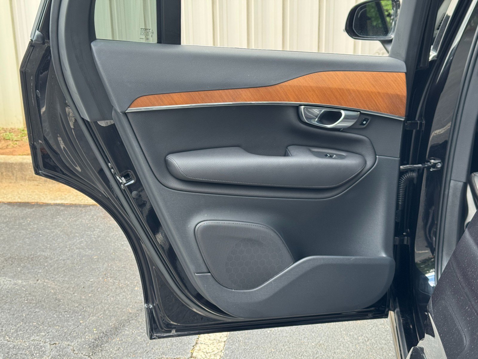 Used 2021 Volvo XC90 T8 Inscription Expression w/ Protection Package Premier AWD/4WD image 44