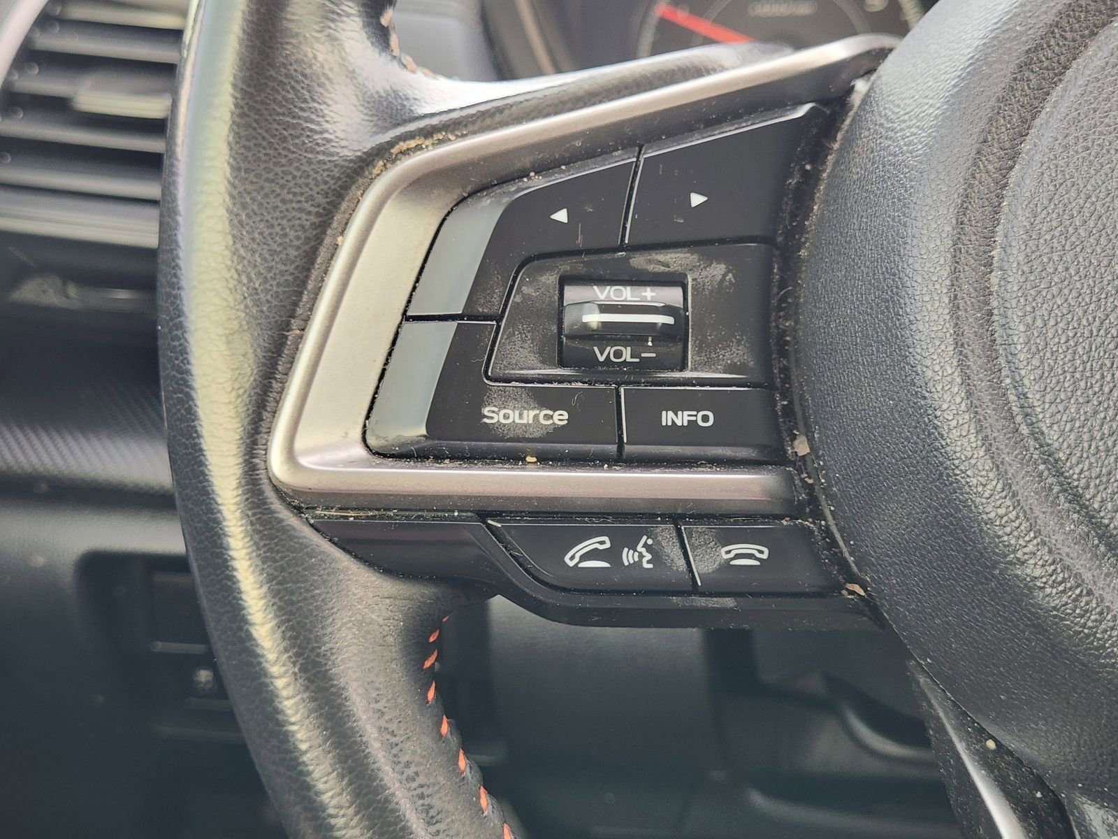 Used 2018 Subaru Crosstrek 2.0i Premium w/ Moonroof Package image 31