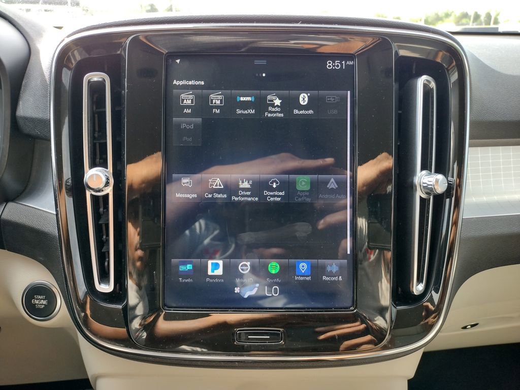 Used 2020 Volvo XC40 T4 Momentum FWD image 29