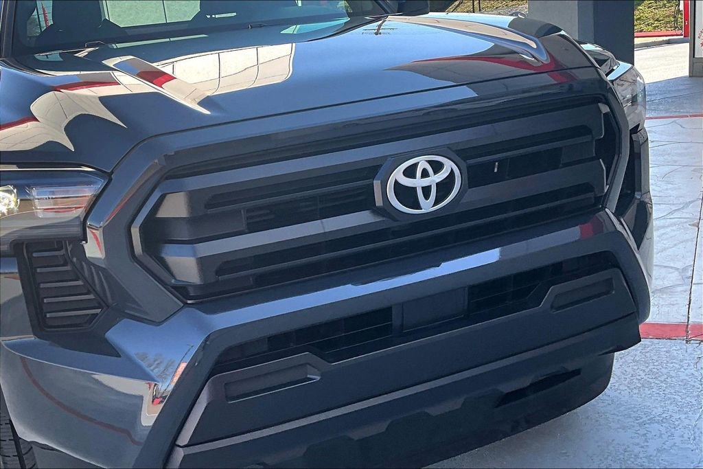 Used 2025 Toyota Tacoma SR image 26