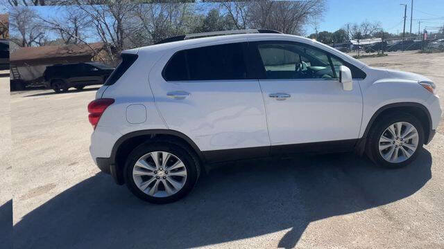 Used 2018 Chevrolet Trax Premier w/ LPO, Protection Package AWD/4WD image 9
