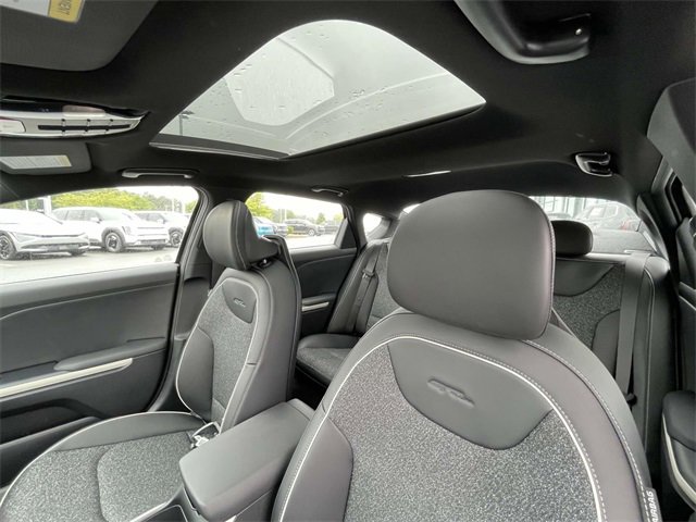 New 2025 Kia K4 GT-Line w/ GT-Line Sunroof Package image 25