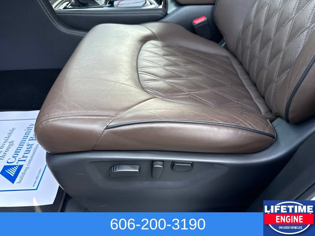 Used 2023 Nissan Armada Platinum AWD/4WD image 27