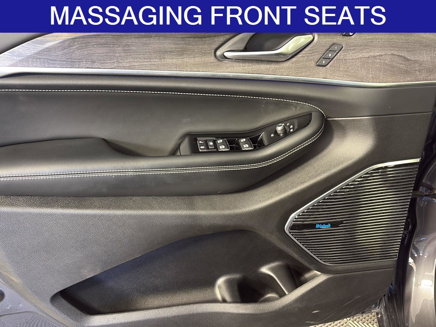 Used 2023 Jeep Grand Cherokee Overland w/ Luxury Tech Group IV image 26