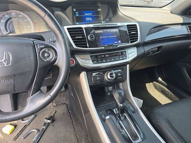 Used 2015 Honda Accord EX-L image 11