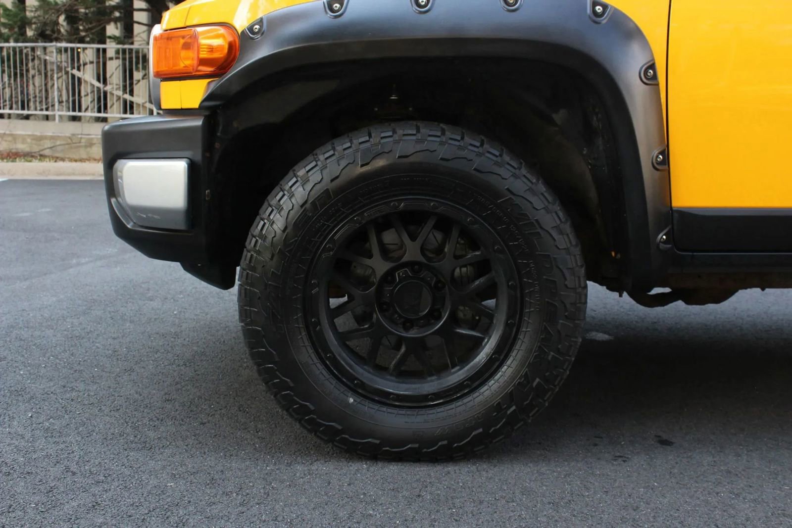 Used 2007 Toyota FJ Cruiser 4WD image 11