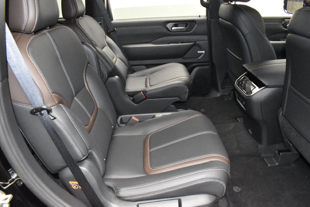New 2026 Nissan Armada SL AWD/4WD image 32