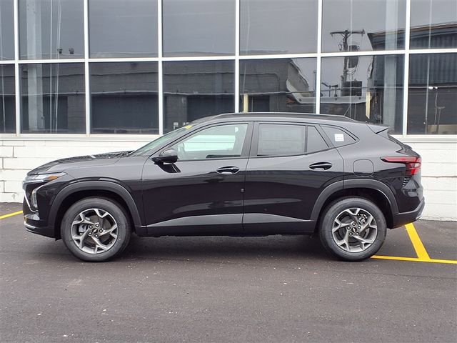 New 2026 Chevrolet Trax LT w/ LT Convenience Package image 2