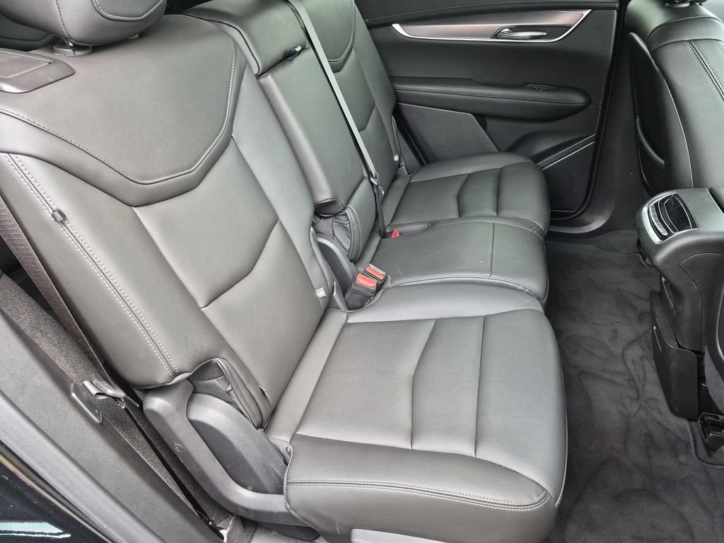 Used 2024 Cadillac XT6 Luxury FWD image 23