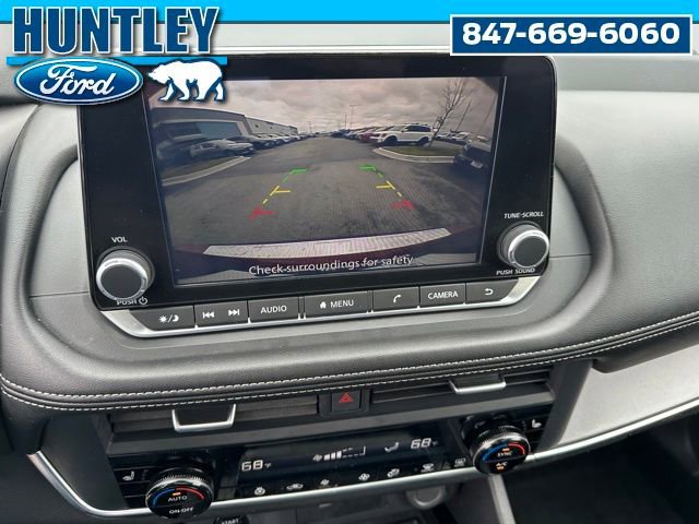 Used 2024 Nissan Rogue SV w/ SV Premium Package image 25