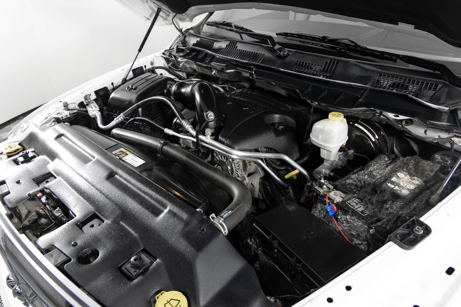 Used 2015 RAM 1500 Laramie w/ Convenience Group image 42