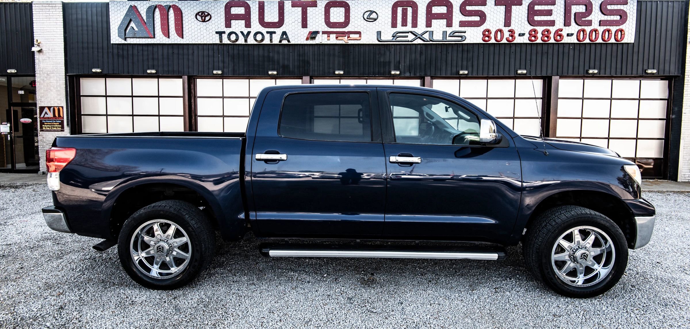 Used 2011 Toyota Tundra 2WD CrewMax w/ Tow Pkg image 18
