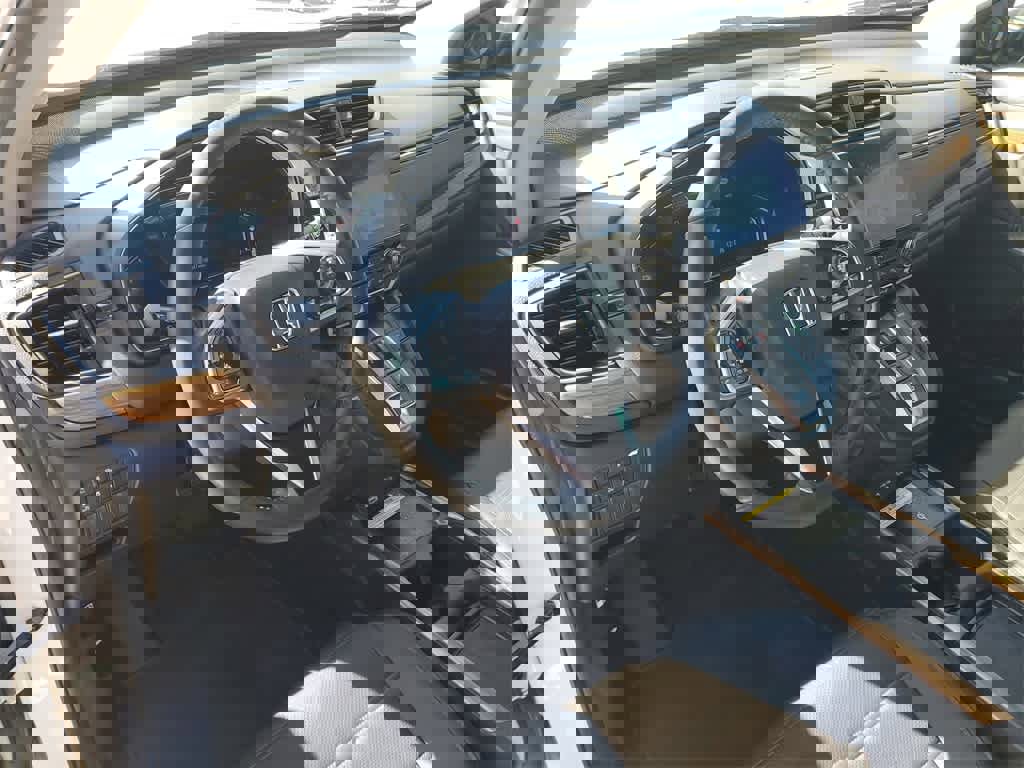 Used 2020 Honda CR-V Touring image 25