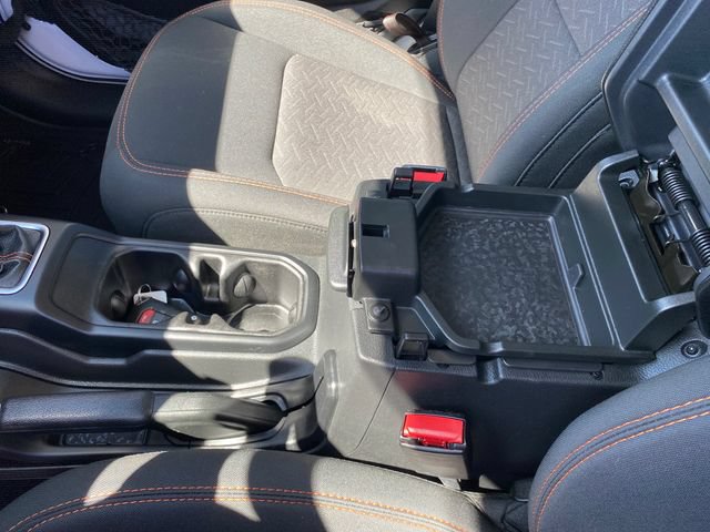 Used 2022 Jeep Gladiator Mojave w/ Trailer Tow Package AWD/4WD image 14