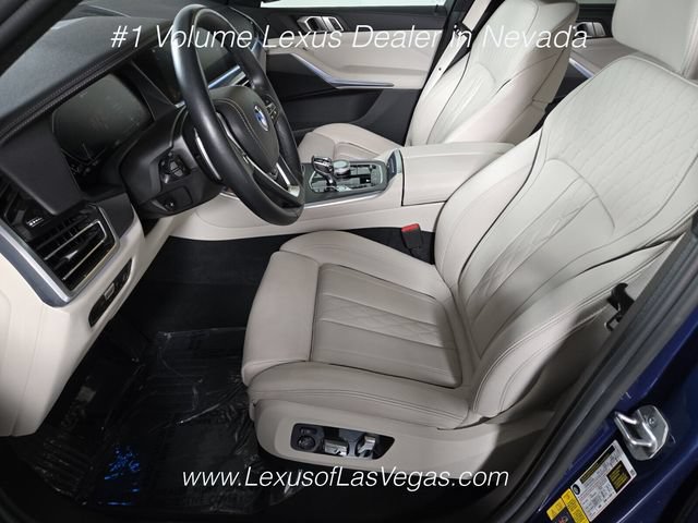 Used 2023 BMW X5 xDrive45e w/ Executive Package AWD/4WD image 13