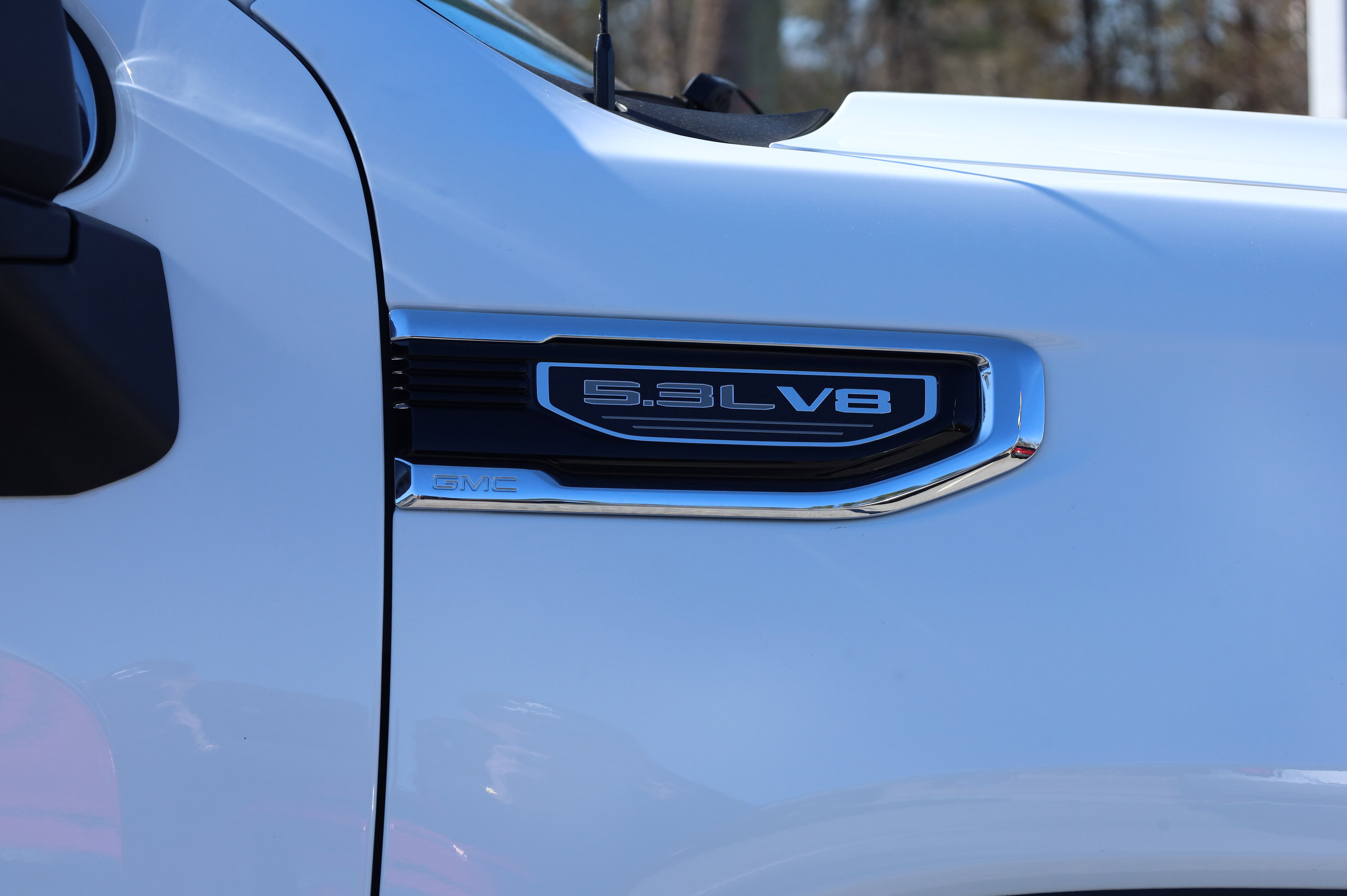 Used 2025 GMC Sierra 1500 SLT image 16