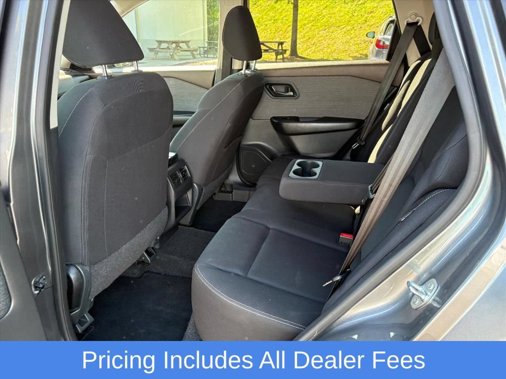 Used 2023 Nissan Rogue S AWD/4WD image 22