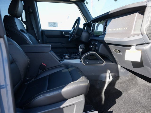 New 2025 Ford Bronco Badlands w/ Sasquatch Package AWD/4WD image 8