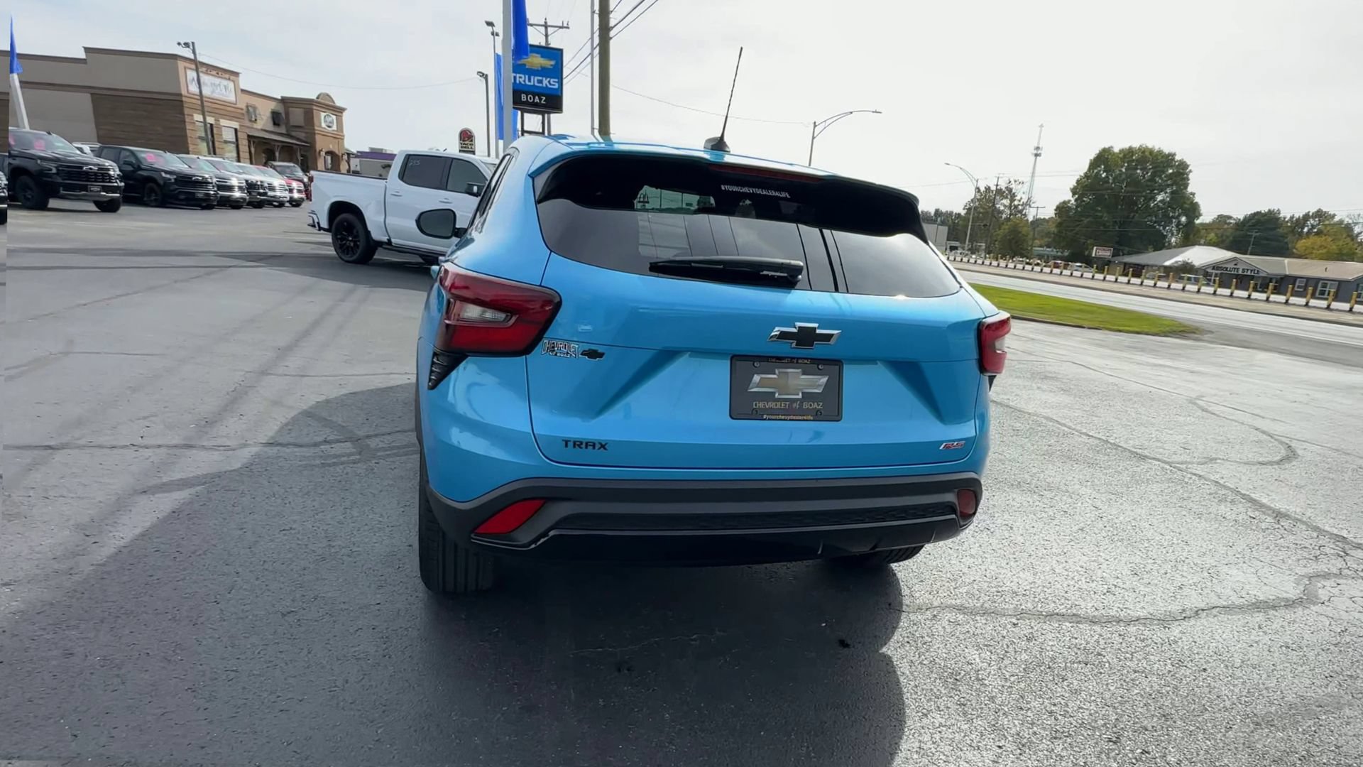 Used 2026 Chevrolet Trax RS w/ Sunroof Package FWD image 7
