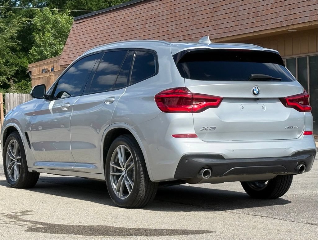 Used 2018 BMW X3 xDrive30i w/ M Sport Package AWD/4WD image 3