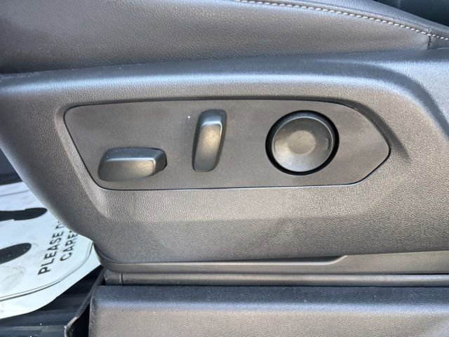 Used 2025 Chevrolet Silverado 1500 LT Trail Boss w/ Convenience Package II image 16