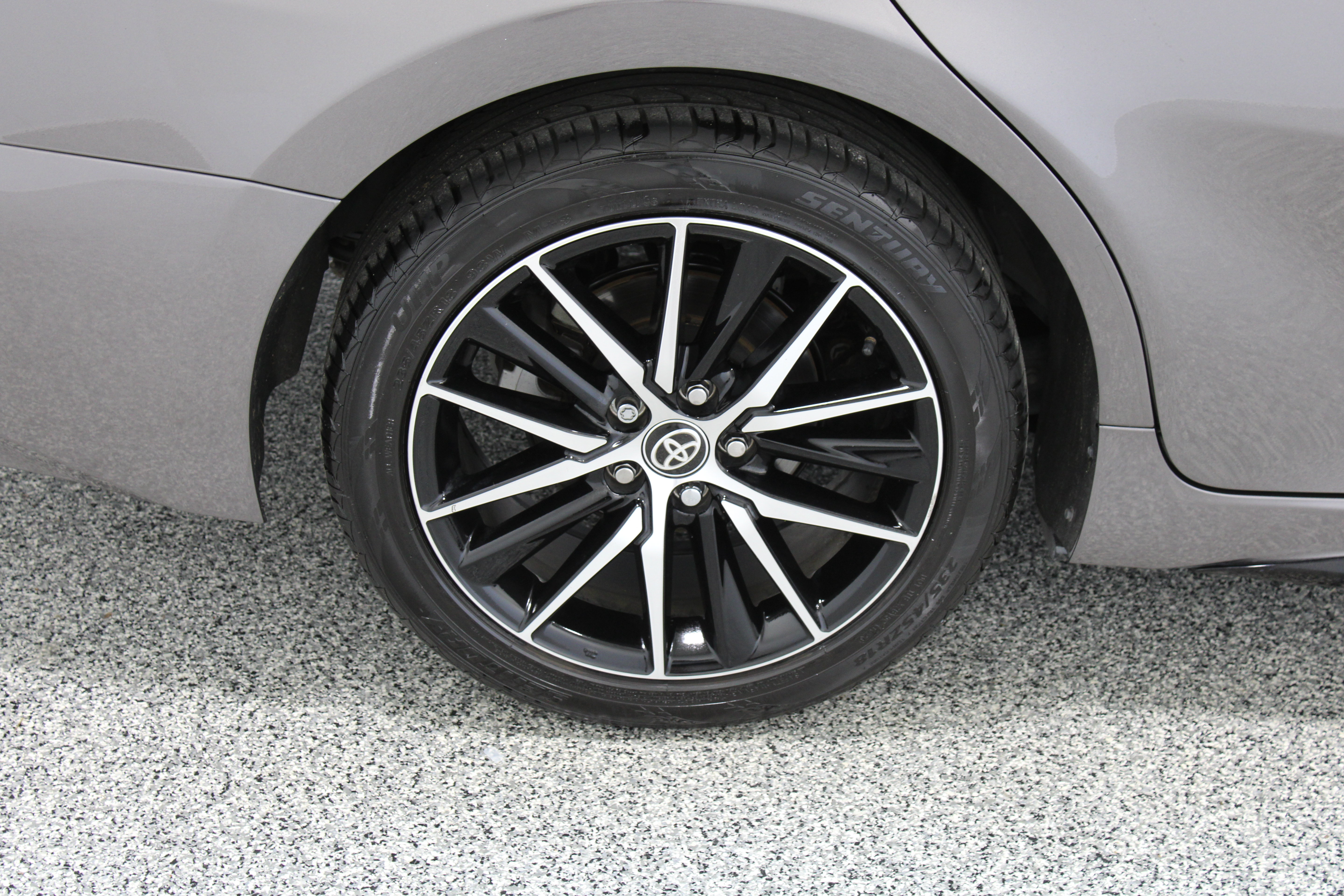 Used 2024 Toyota Camry SE w/ Convenience Package FWD image 6