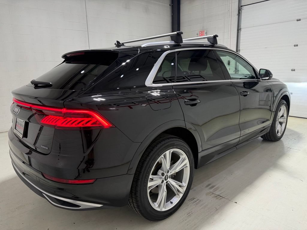 Used 2023 Audi Q8 Premium AWD/4WD image 9