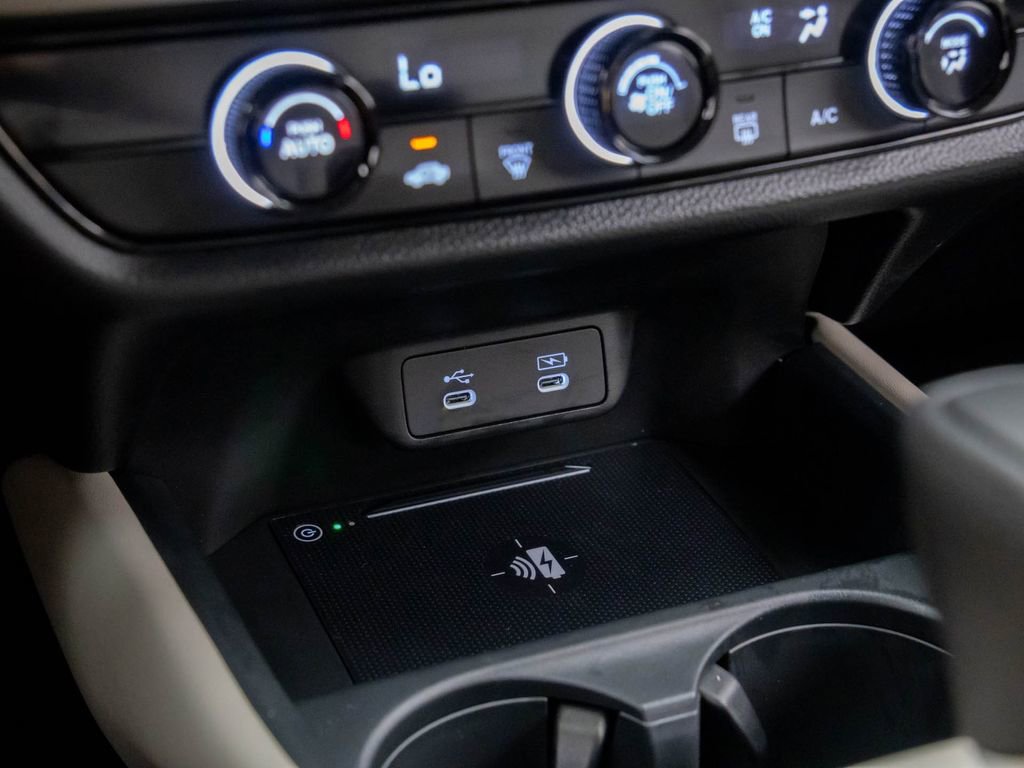 Certified 2026 Honda HR-V LX image 25