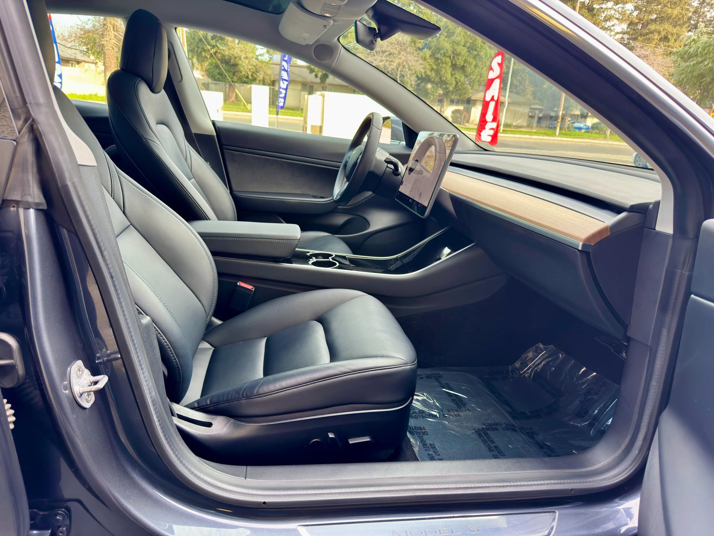 Used 2020 Tesla Model 3 Long Range image 11