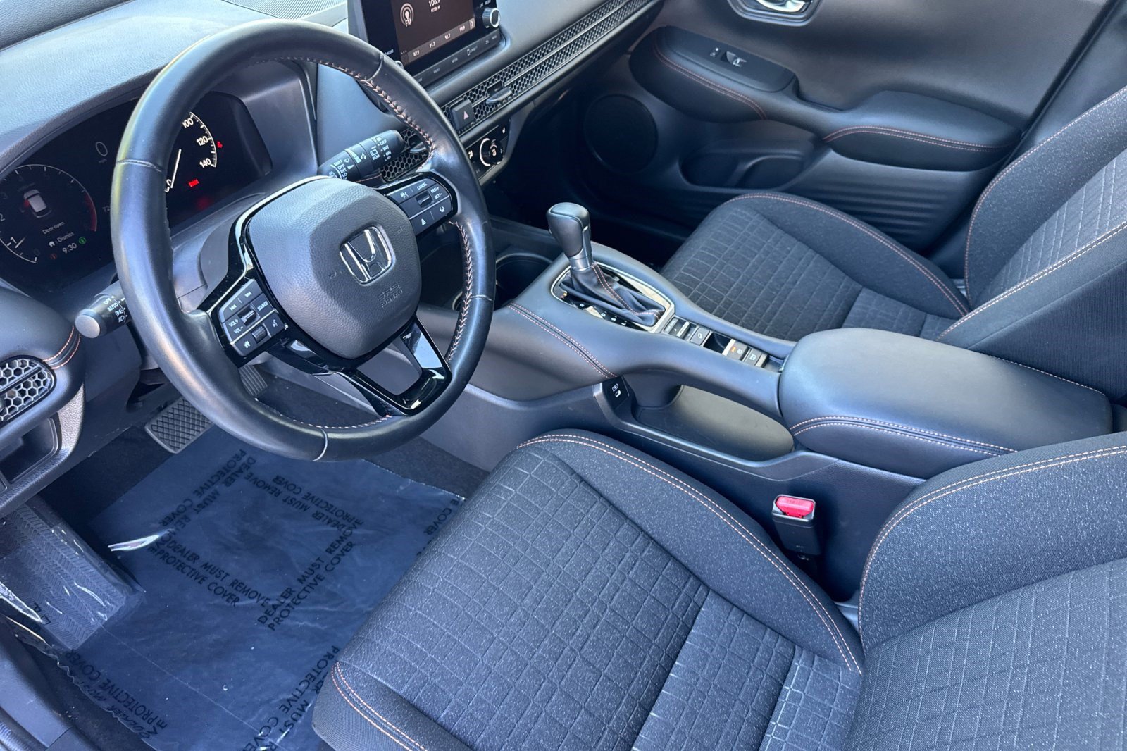 Used 2025 Honda HR-V Sport image 4