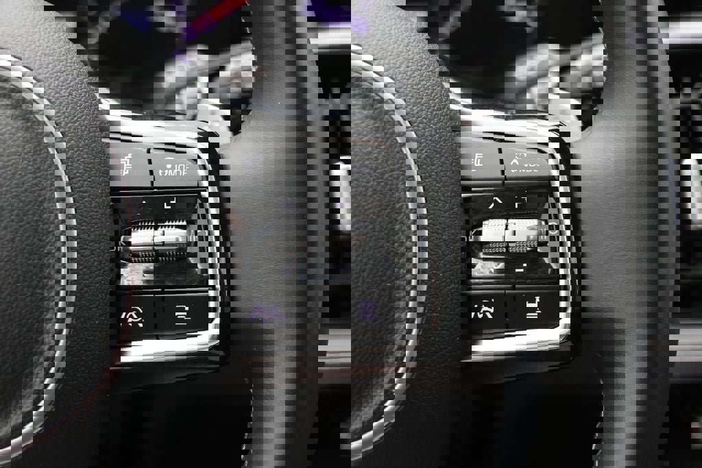 Used 2023 Kia Sorento EX image 20