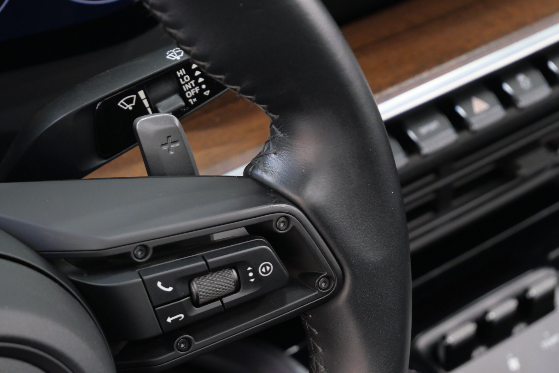 Used 2020 Porsche 911 Carrera image 27